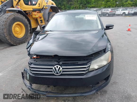 2013 Volkswagen Passat SE with VIN 1VWBH7A38DC088638, listed as a IAAI auction lot 42397459 with 173,025 mi miles and . Bid and sale history available at DreamBid. Image 13.