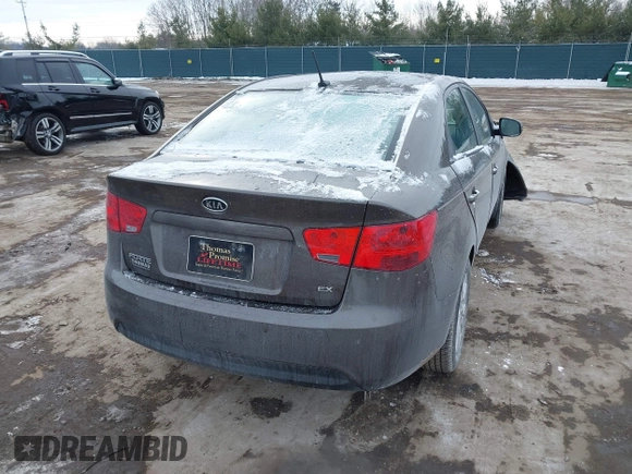 2013 Kia Forte EX with VIN KNAFU4A24D5730361, listed as a IAAI auction lot 41579457 with 89,832 mi miles. Bid and sale history available at carsss.com. Image 4.