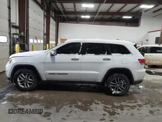 2017 Jeep Grand Cherokee Limited with VIN 1C4RJFBG3HC760581, listed as a IAAI auction lot 41070420 with 103,385 mi miles. Bid and sale history available at carsss.com. Image 14.