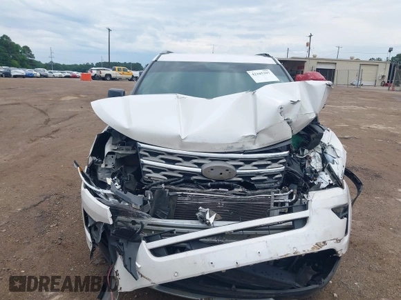 2018 Ford Explorer XLT with VIN 1FM5K7D82JGA54896, listed as a IAAI auction lot 42105397 with Not provided miles and . Bid and sale history available at DreamBid. Image 13.