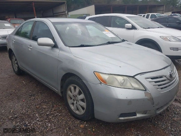 2007 Toyota Camry CE with VIN 4T1BE46K77U513111, listed as a IAAI auction lot 41561545 with 310,776 mi miles. Bid and sale history available at carsss.com. Image 1.