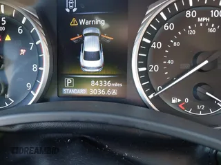 2018 Infiniti Q50 3.0t LUXE with VIN JN1EV7AP1JM355865, listed as a IAAI auction lot 41863684 with 84,336 mi miles. Bid and sale history available at carsss.com. Image 15.