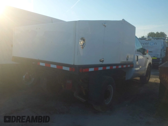 2002 Ford F-250 XL with VIN 1FTNF20L02EC27835, listed as a IAAI auction lot 42239136 with 171,842 mi miles and . Bid and sale history available at DreamBid. Image 4.