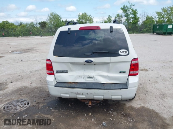 2012 Ford Escape XLT z VIN 1FMCU9DG2CKB18584, wystawiony jako IAAI lot #42469881 z przebiegiem 166 469 mil mil oraz . Historia ofert i sprzedaży dostępna na DreamBid. Obrazek 16.