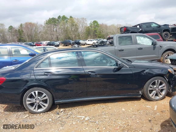 2016 Mercedes-Benz E-Class E 350 Sport with VIN WDDHF5KB2GB281218, listed as a IAAI auction lot 41868737 with 118,554 mi miles. Bid and sale history available at carsss.com. Image 14.