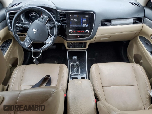 2020 Mitsubishi Outlander SE with VIN JA4AD3A35LZ030379, listed as a Copart auction lot 55917925 with 104,748 mi miles and Salvage title. Bid and sale history available at DreamBid. Image 8.