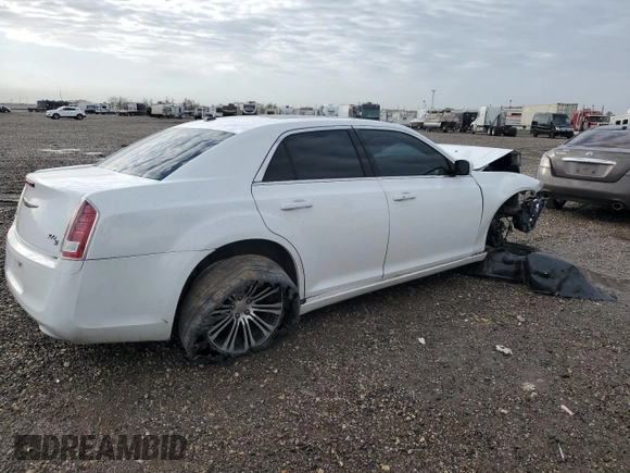 2013 Chrysler 300 with VIN 2C3CCABT0DH691022, listed as a Copart auction lot 84861724 with 124,518 mi miles and Salvage Title. Bid and sale history available at carsss.com. Image 3.