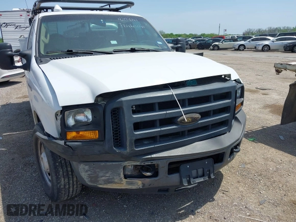 2006 Ford F-350 с VIN 1FDSF30566EB51324, выставлен на аукционе IAAI как лот 42016661 с пробегом 120 257 миль миль и . История ставок и продаж доступна на DreamBid. Изображение 6.