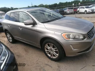 2015 Volvo XC60 T5 z VIN YV4612RK8F2743166, wystawiony jako IAAI lot #42317341 z przebiegiem 154 198 mil mil oraz . Historia ofert i sprzedaży dostępna na DreamBid. Obrazek 1.