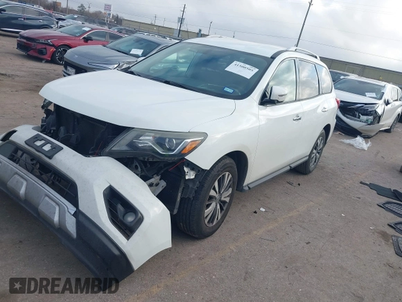 2017 Nissan Pathfinder Platinum with VIN 5N1DR2MN0HC609829, listed as a IAAI auction lot 41500505 with 185,271 mi miles. Bid and sale history available at carsss.com. Image 18.