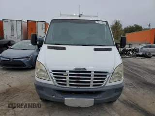 2007 Freightliner Sprinter z VIN WDPPF345179341488, wystawiony jako Copart lot #76274204 z przebiegiem 303 375 mil mil oraz Tytuł czysty. Historia ofert i sprzedaży dostępna na DreamBid. Obrazek 5.