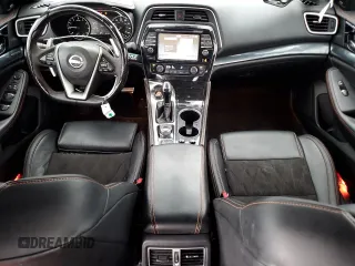 2023 Nissan Maxima SR with VIN 1N4AA6EV8PC501449, listed as a Copart auction lot 46982095 with 19,653 mi miles and Salvage title. Bid and sale history available at DreamBid. Image 8.