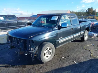2000 Chevrolet Silverado 1500 LS with VIN 2GCEK19T7Y1200537, listed as a IAAI auction lot 41503486 with 191,143 mi miles. Bid and sale history available at carsss.com. Image 18.