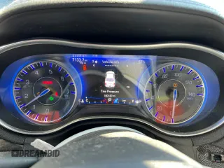 2015 Chrysler 300 Limited with VIN 2C3CCAAG8FH931134, listed as a Copart auction lot 50142085 with 190,143 mi miles and Clean Title. Bid and sale history available at carsss.com. Image 9.