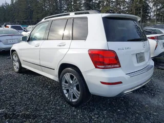 2014 Mercedes-Benz GLK-Class GLK 350 with VIN WDCGG8JB5EG317709, listed as a IAAI auction lot 41490046 with 122,349 mi miles. Bid and sale history available at carsss.com. Image 3.