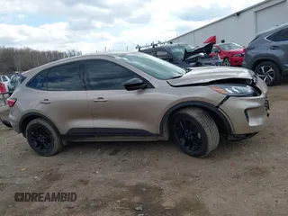 2020 Ford Escape SE Sport Hybrid with VIN 1FMCU0BZXLUC08683, listed as a IAAI auction lot 41882926 with 59,831 mi miles and . Bid and sale history available at DreamBid. Image 13.