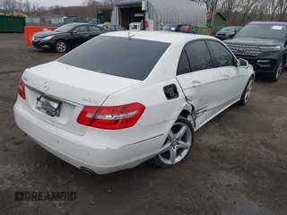 2010 Mercedes-Benz E 350 Luxury with VIN WDDHF8HB4AA143105, listed as a IAAI auction lot 41984534 with 147,913 mi miles and . Bid and sale history available at DreamBid. Image 4.