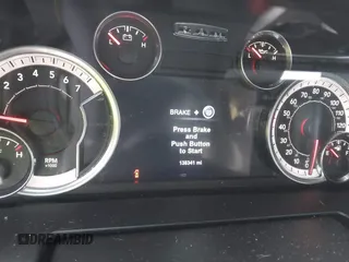 2017 Ram 1500 Night z VIN 1C6RR7MT3HS634288, wystawiony jako IAAI lot #40993931 z przebiegiem 138 341 mil mil oraz . Historia ofert i sprzedaży dostępna na DreamBid. Obrazek 7.