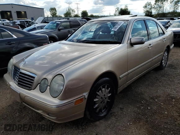 2002 Mercedes-Benz E-Class with VIN WDBJF82JX2X070380, listed as a Copart auction lot 68675974 with 88,274 mi miles and Salvage Title. Bid and sale history available at carsss.com. Image 1.