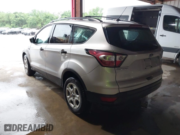 2018 Ford Escape S with VIN 1FMCU0F77JUA66184, listed as a IAAI auction lot 42177756 with 232,746 mi miles and . Bid and sale history available at carsss.com. Image 3.