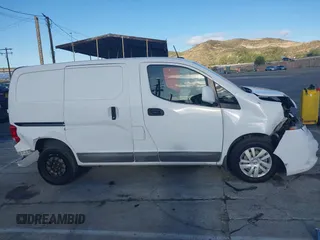 2015 Nissan NV200 SV with VIN 3N6CM0KN3FK733653, listed as a IAAI auction lot 41939309 with 125,032 mi miles. Bid and sale history available at carsss.com. Image 13.
