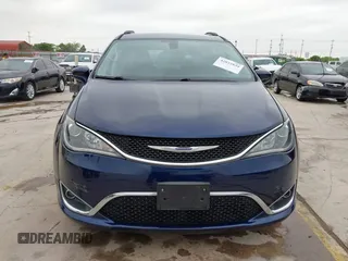 2017 Chrysler Pacifica Touring L with VIN 2C4RC1BG2HR526422, listed as a IAAI auction lot 42032839 with 180,710 mi miles and . Bid and sale history available at DreamBid. Image 12.