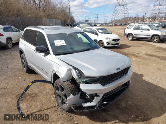2023 Jeep Grand Cherokee Laredo with VIN 1C4RJHAG2PC660418, listed as a IAAI auction lot 41693879 with 4,295 mi miles and . Bid and sale history available at DreamBid. Image 18.