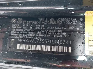 2007 BMW 3 Series 335i z VIN WBAWL73557PX48341, wystawiony jako IAAI lot #41964740 z przebiegiem Nie podano mil oraz . Historia ofert i sprzedaży dostępna na DreamBid. Obrazek 9.