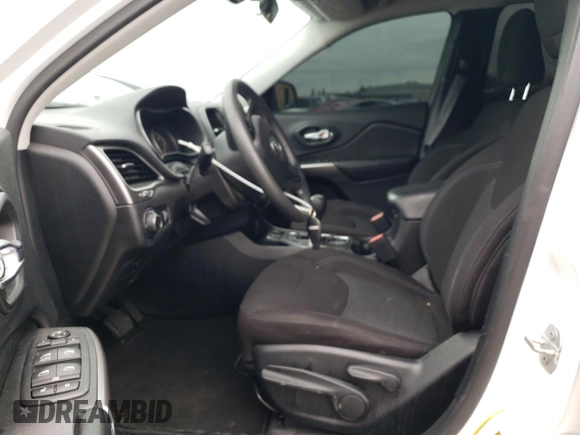 2020 Jeep Cherokee Latitude with VIN 1C4PJLCB4LD543892, listed as a Copart auction lot 47967535 with 54,415 mi miles and Salvage title. Bid and sale history available at DreamBid. Image 7.