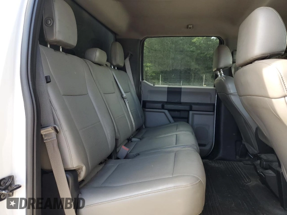 2018 Ford F-250 XL with VIN 1FT7W2B64JEC03990, listed as a Copart auction lot 61021315 with 208,711 mi miles and Clean title. Bid and sale history available at DreamBid. Image 10.