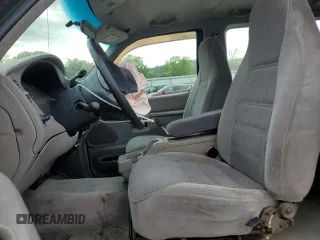 1998 Ford Explorer Sport with VIN 1FMYU22X7WUB73136, listed as a Copart auction lot 54338255 with 197,323 mi miles and Salvage title. Bid and sale history available at DreamBid. Image 7.