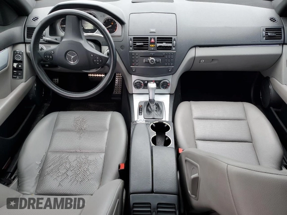 2008 Mercedes-Benz C 300 Sport with VIN WDDGF54X58F111191, listed as a Copart auction lot 58345335 with 181,634 mi miles and Salvage title. Bid and sale history available at DreamBid. Image 8.