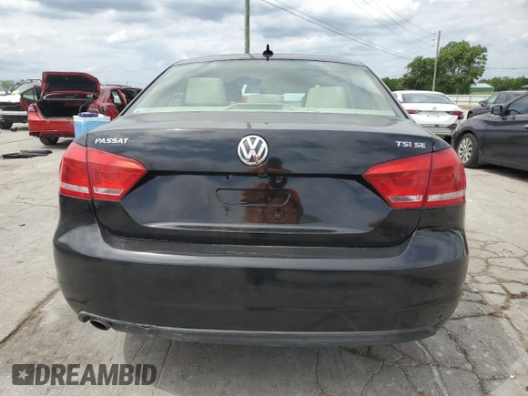 2014 Volkswagen Passat SE z VIN 1VWBT7A38EC049323, wystawiony jako Copart lot #57847025 z przebiegiem 86 241 mil mil oraz Tytuł czysty. Historia ofert i sprzedaży dostępna na DreamBid. Obrazek 6.