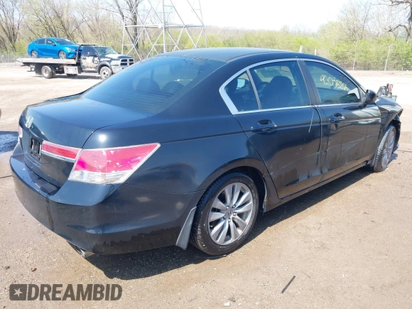 2012 Honda Accord EX z VIN 1HGCP2F71CA086962, wystawiony jako IAAI lot #42005865 z przebiegiem 160 481 mil mil oraz . Historia ofert i sprzedaży dostępna na DreamBid. Obrazek 4.