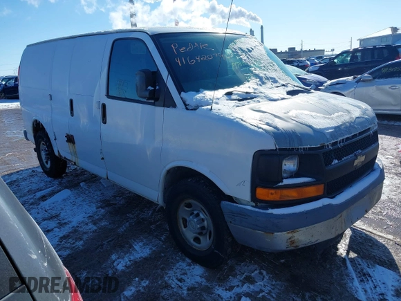 2007 Chevrolet Express Cargo Van with VIN 1GCGG25VX71126543, listed as a IAAI auction lot 41642079 with 97,859 mi miles. Bid and sale history available at carsss.com. Image 1.
