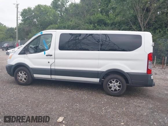2015 Ford Transit XL with VIN 1FMZK1YM8FKB06431, listed as a IAAI auction lot 42653296 with 211,105 mi miles and . Bid and sale history available at DreamBid. Image 15.