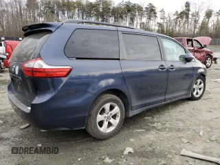 2018 Toyota Sienna LE Auto Access Seat with VIN 5TDKZ3DC8JS919442, listed as a Copart auction lot 46912425 with 0 mi miles and Salvage Title. Bid and sale history available at carsss.com. Image 3.