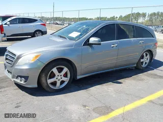 2011 Mercedes-Benz R-Class R 350 with VIN 4JGCB6FE0BA114232, listed as a IAAI auction lot 41876271 with 105,954 mi miles. Bid and sale history available at carsss.com. Image 2.