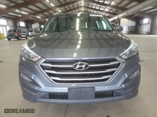 2016 Hyundai Tucson SE with VIN KM8J33A44GU106206, listed as a Copart auction lot 52543305 with 116,751 mi miles and Clean Title. Bid and sale history available at carsss.com. Image 5.