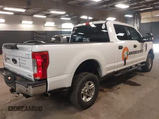 2017 Ford F-250 Lariat с VIN 1FT7W2B60HEB68486, выставлен на аукционе IAAI как лот 42423692 с пробегом 218 019 миль миль и . История ставок и продаж доступна на DreamBid. Изображение 4.