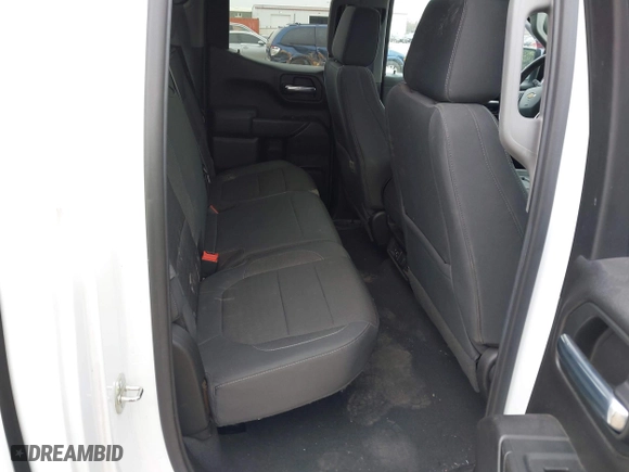 2019 Chevrolet Silverado 1500 LT with VIN 1GCRYDED3KZ216524, listed as a IAAI auction lot 41935467 with 58,686 mi miles. Bid and sale history available at carsss.com. Image 8.