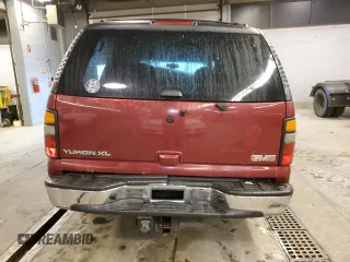 2005 GMC Yukon XL SLE with VIN 1GKEC16Z45J264255, listed as a Copart auction lot 84785944 with Not Provided miles and Salvage Title. Bid and sale history available at DreamBid. Image 6.