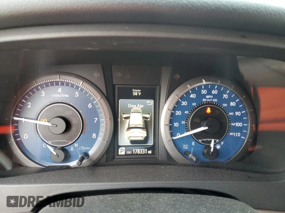 2017 Toyota Sienna XLE Auto Access Seat с VIN 5TDYZ3DC2HS895241, выставлен на аукционе Copart как лот 57505945 с пробегом 178 331 миль миль и Списание • Salvage title. История ставок и продаж доступна на DreamBid. Изображение 9.