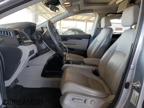 2020 Honda Odyssey Elite with VIN 5FNRL6H92LB059920, listed as a Copart auction lot 49993995 with 40,737 mi miles and Salvage Title. Bid and sale history available at DreamBid. Image 7.