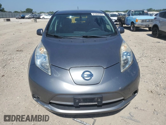 2015 Nissan LEAF S with VIN 1N4AZ0CP7FC305804, listed as a Copart auction lot 61262525 with 68,724 mi miles and Salvage title. Bid and sale history available at DreamBid. Image 5.