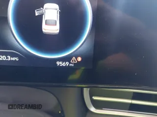 2025 Hyundai Elantra SEL Convenience z VIN KMHLS4DG6SU905114, wystawiony jako IAAI lot #42356092 z przebiegiem 9 569 mil mil oraz . Historia ofert i sprzedaży dostępna na DreamBid. Obrazek 15.