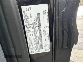 2016 Ford Transit XL z VIN 1FBVU4XG7GKA91629, wystawiony jako Copart lot #48024805 z przebiegiem 191 480 mil mil oraz Czysty tytuł • Clean title. Historia ofert i sprzedaży dostępna na DreamBid. Obrazek 10.