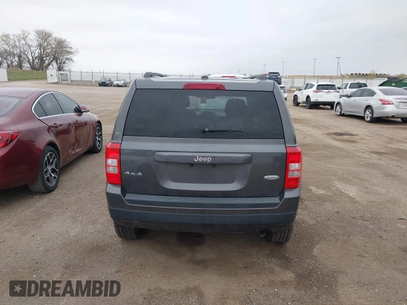 2016 Jeep Patriot High Altitude Edition with VIN 1C4NJRFB4GD617114, listed as a IAAI auction lot 42036037 with 106,205 mi miles. Bid and sale history available at carsss.com. Image 17.
