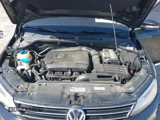 2015 Volkswagen Jetta SE with VIN 3VWD17AJ3FM301301, listed as a IAAI auction lot 41998475 with 98,407 mi miles and . Bid and sale history available at DreamBid. Image 10.