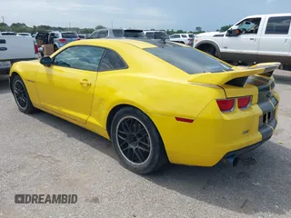 2011 Chevrolet Camaro 1LT with VIN 2G1FF1ED1B9155488, listed as a IAAI auction lot 42656018 with Not provided miles and . Bid and sale history available at DreamBid. Image 3.